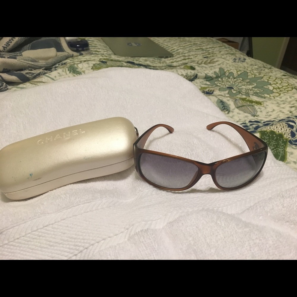 Channel Sunglasses with Original Chanel Case😎